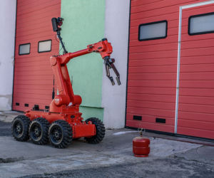 Wielkopolscy strażacy będą pracować z robotem! Ma na imię IBIS i jest jedyny w województwie!