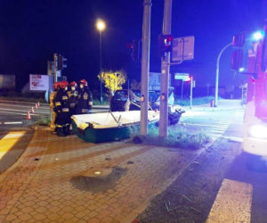 Nowy Sącz. Zderzenie czterech samochodów. Jeden zgubił łódkę