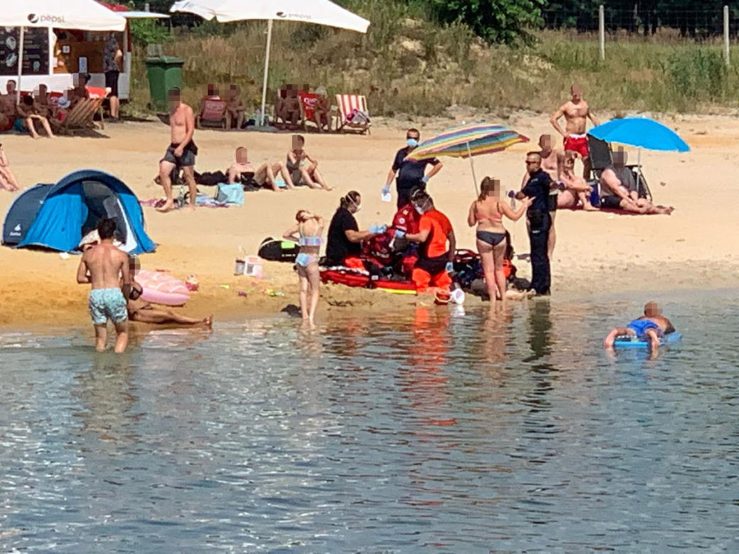 Zmarła, bo ratowała dmuchane kółko