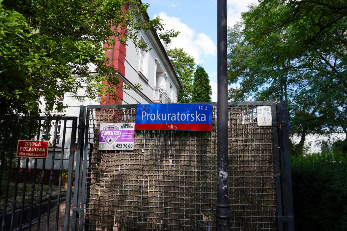 15. Właz przy ul. Prokuratorskiej. Pozwolił na ewakuację z Ochoty do Śródmieścia