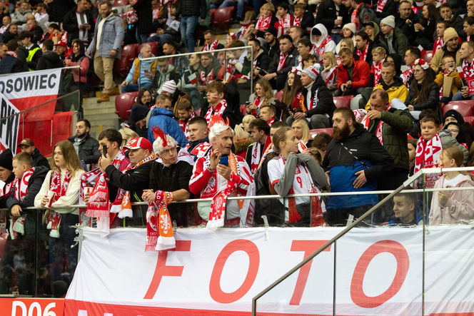 Tłumy na PGE Narodowym w Warszawie! Tak kibicowaliście podczas meczu Polska - Holandia