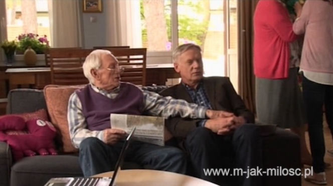 M jak miłość po wakacjach 2015. Witold Pyrkosz (Lucjan), Andrzej Precigs (Zbyszek Filarski) na planie