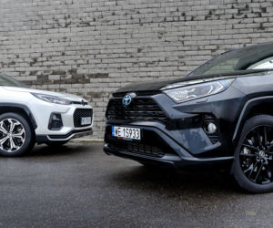 Suzuki Across Plug-in Hybrid i-AWD e-CVT Elegance & Toyota RAV4 Hybrid i-AWD e-CVT Black Edition by JBL