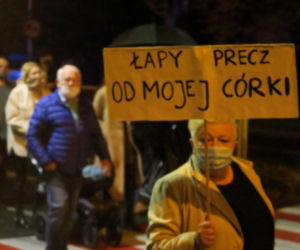 Kalisz: manifestacja na głównych ulicach miasta i pod kurią