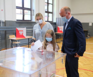Wybory 2020 Borys Budka juz zagłosował z rodziną