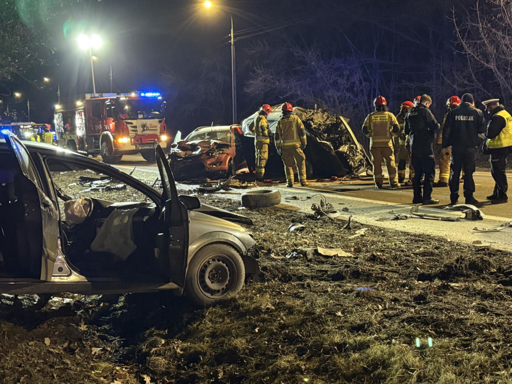 Zderzenie z udziałem trzech samochodów