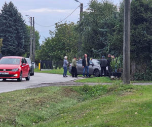 Pożar w bazie Starlink na Mazowszu. Minister mówi wprost o możliwym sabotażu, służby w akcji