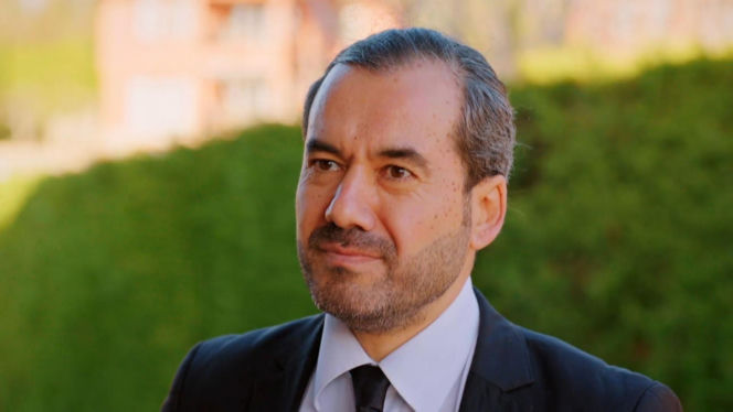 Miłość i nadzieja, odc. 377. Arif