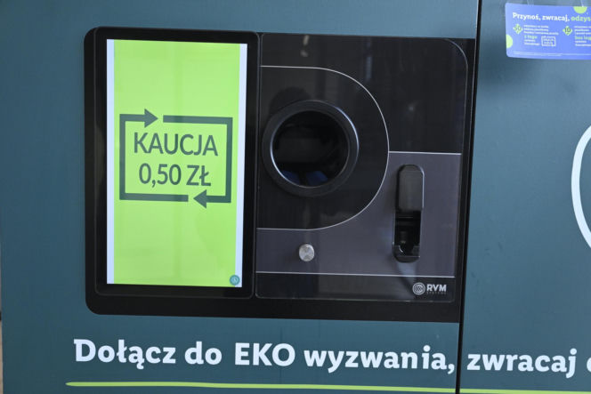 Tak Polacy zarabiają na butelkach i puszkach! Prawie 1000 zł za jednym zamachem