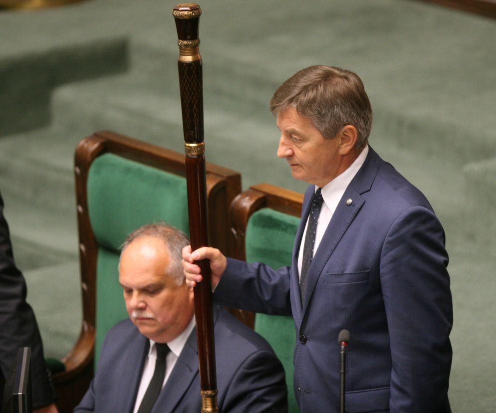 Kuchciński zabiera Nitrasowi 15 tysięcy złotych