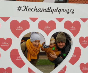 Kochają Bydgoszcz. Dlatego... segregują śmieci. Walentynkowa akcja miasta