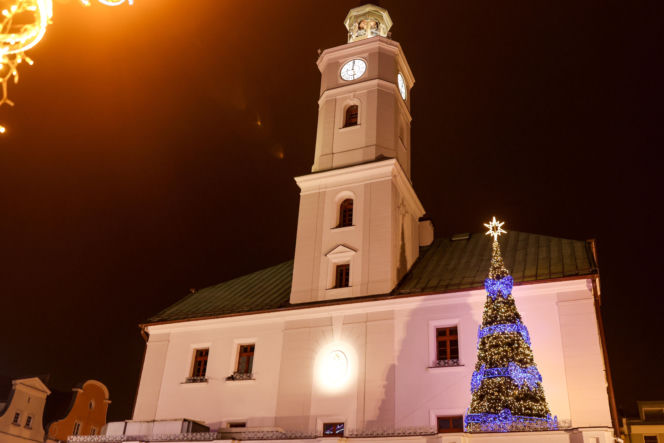Gliwicki Jarmark Bożonarodzeniowy wystartował. Wiedeński klimat i świąteczne gofry