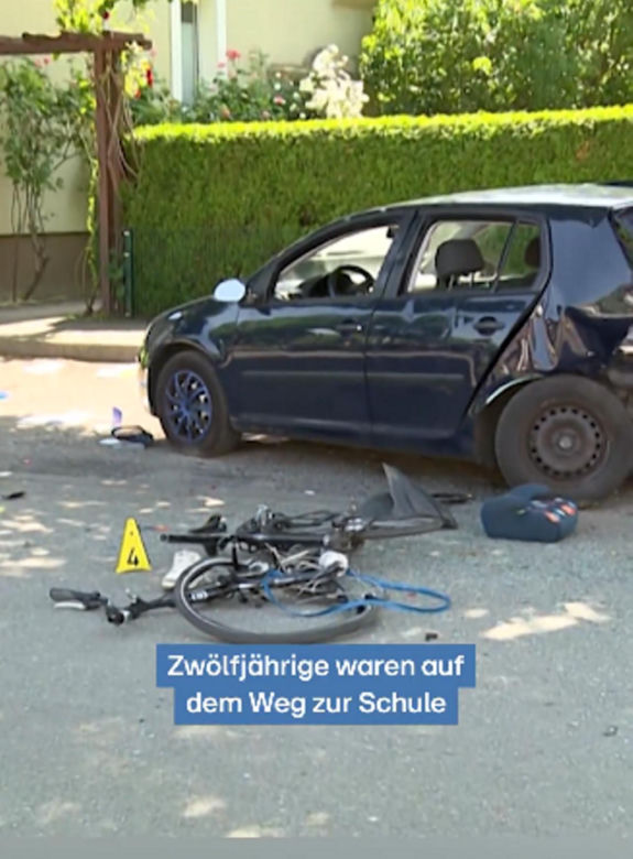 Dinslaken poważny wypadek drogowy. 47-letnia kobieta straciła panowanie nad samochodem i potrąciła trzech dwunastoletnich chłopców jadących na rowerach