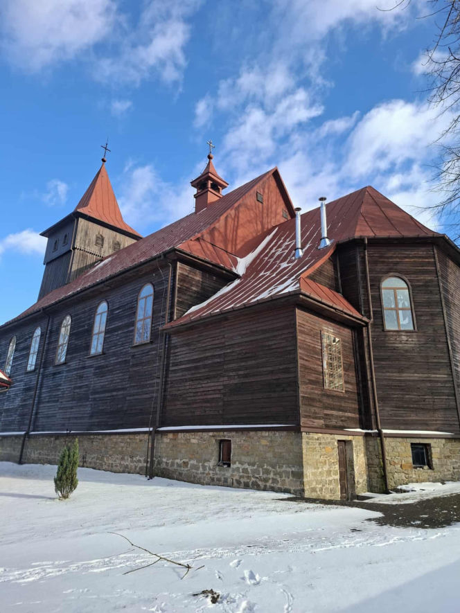 Parszów. Drewniany kościół pw. Zesłania Ducha Świętego