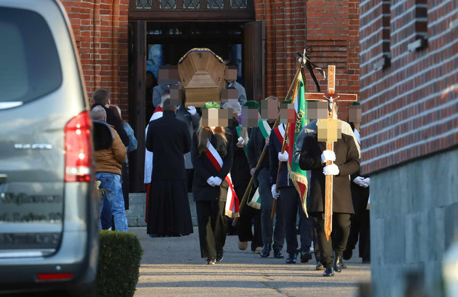 Pogrzeb 16-letniej Mai