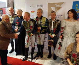 Ruszył 14. Ogólnopolski Festiwal Teatrów Sztuka plus Komercja w Siedlcach. W tym roku zobaczymy 8 spektakli konkursowych i 5 wydarzeń towarzyszących