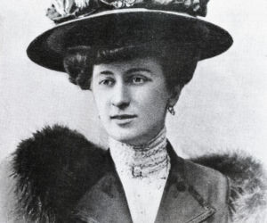 Alicja Bachleda-Curuś uciekła z Polski żeby zarobić