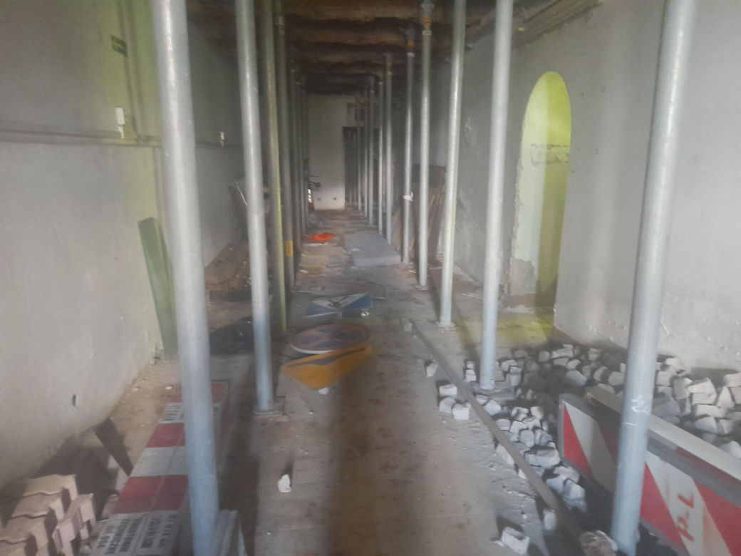 Tajne tunele zalane wodą. Przełomowe odkrycie w centrum Warszawy. Zdjęcia ujawniają prawdę