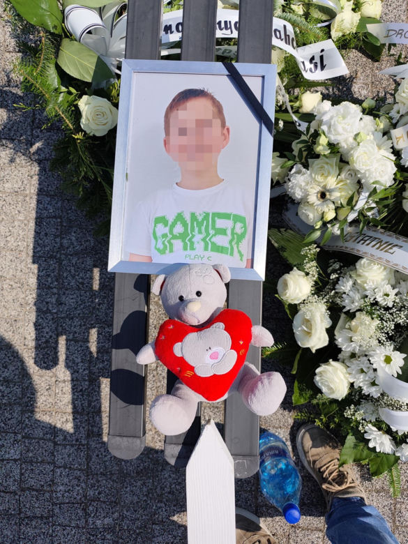 Małego Fabianka pożegnały tłumy. Rozjechał go naćpany kierowca