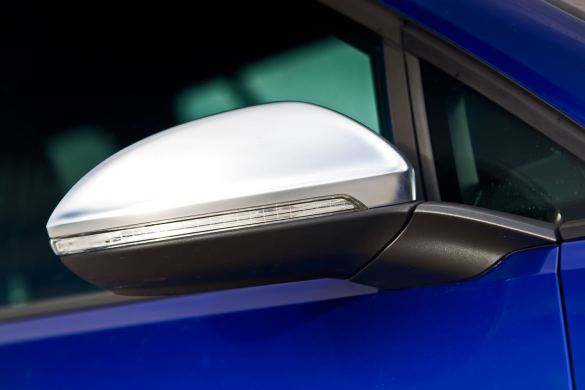 Volkswagen Golf Variant R