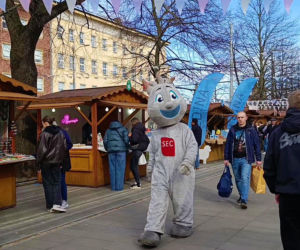 Szczeciński Jarmark Wielkanocny tętni życiem! Tłumy na Alei Kwiatowej
