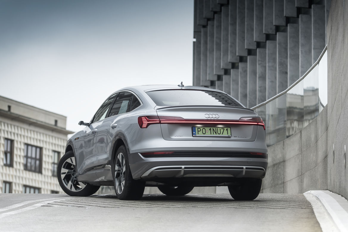 Audi e-tron Sportback S Line 55 quattro 