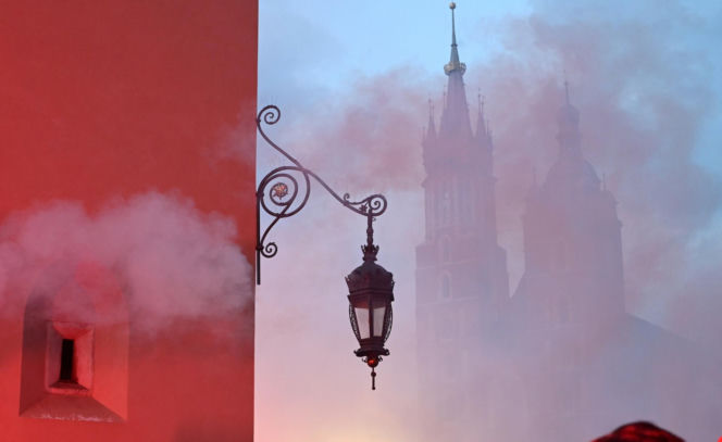 Tłumy kibiców na fecie Wisły Kraków po awansie do Ekstraklasy. Znajdź się na zdjęciach!