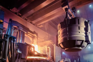 Amerykański właściciel Huty w Zawierciu wydaje miliardy