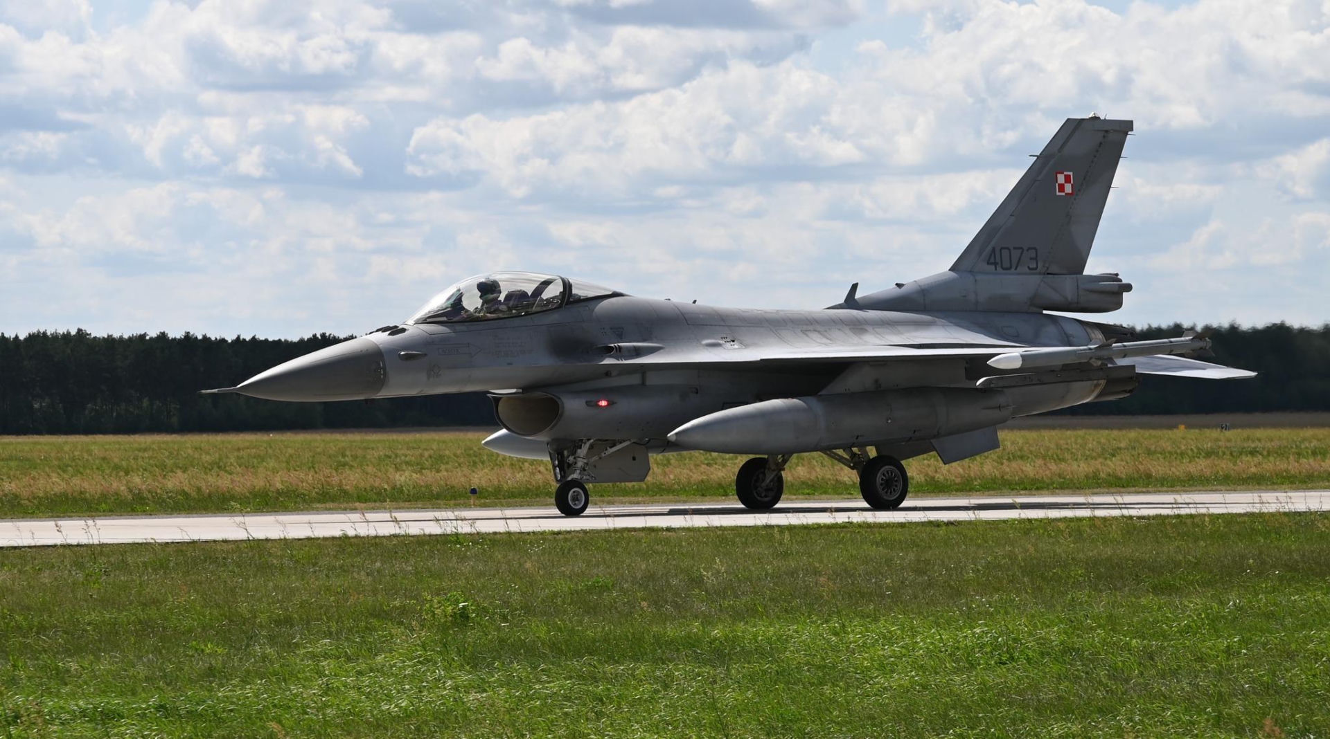 Polskie samoloty F-16
