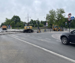 Prace remontowe w rejonie placu NOT w Toruniu. Zdjęcia z centrum miasta