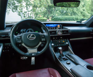 Lexus IS300h F SPORT