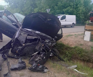 Makabra pod Makowem Mazowieckim! Pijany kierowca zmasakrował citroena [ZDJĘCIA].