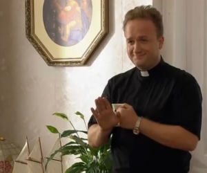 Ranczo 9 sezon. Ksiądz Robert (Bartek Kasprzykowski)