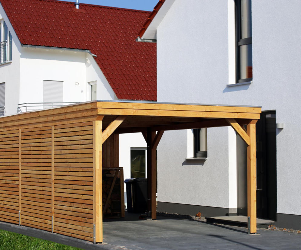 Koszt budowy wiaty garażowej 2026. Ile kosztuje wiata na samochód?