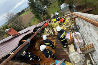 Strażacy usuwali skutki silnego wiatru