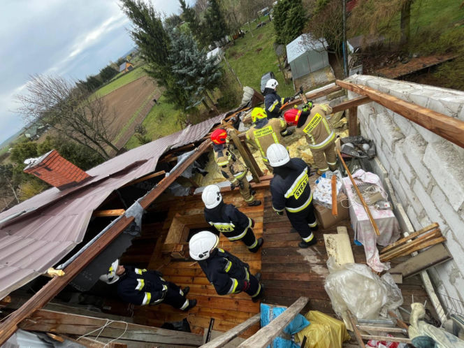 Strażacy usuwali skutki silnego wiatru