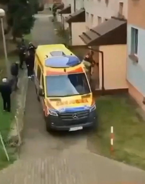 Dramat w Sanoku. Dwie osoby nie żyją, sprawca zastrzelony przez policję