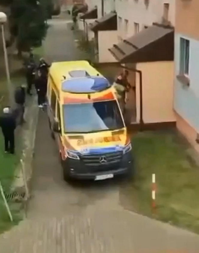 Dramat w Sanoku. Dwie osoby nie żyją, sprawca zastrzelony przez policję