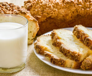 Ciasto drożdżowe parzone – miękkie jak chmurka i wilgotne przez 3 dni. Stara metoda, która wraca