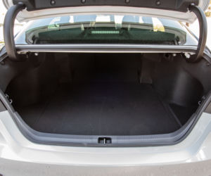 Toyota Camry 2.5 Hybrid Dynamic Force 218 KM e-CVT Executive