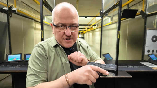 Ultrakompaktowy pistolet HK SFP9 CC - recenzja