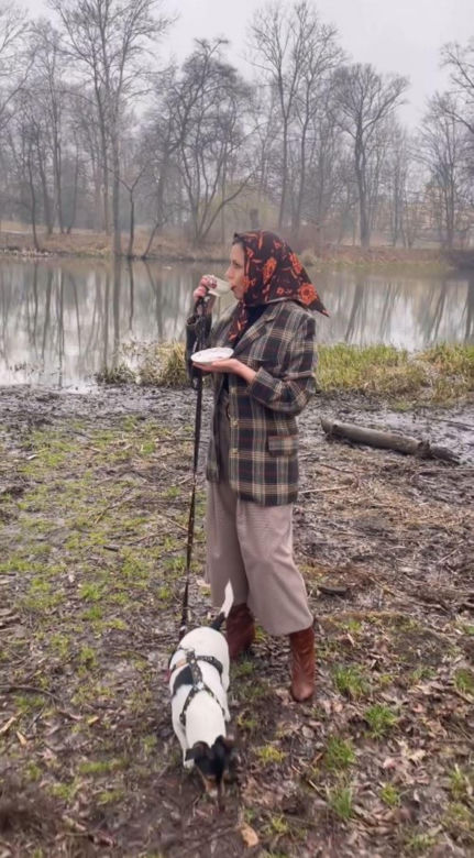 Ola Kwaśniewska jak Elżbieta II