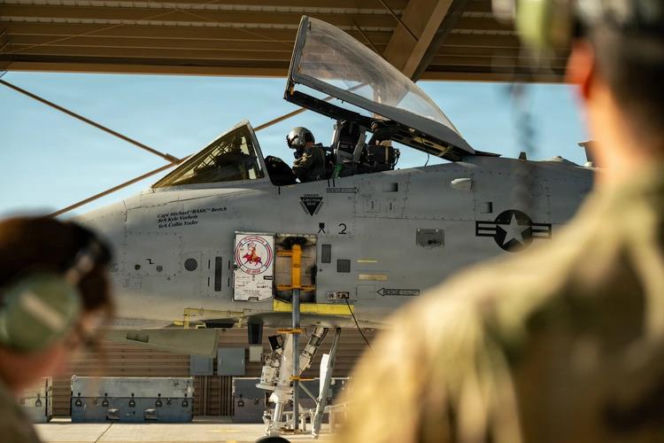 Koniec epoki "Guźca" w Arizonie. Siły Powietrzne USA pożegnały A-10 w bazie Davis-Monthan