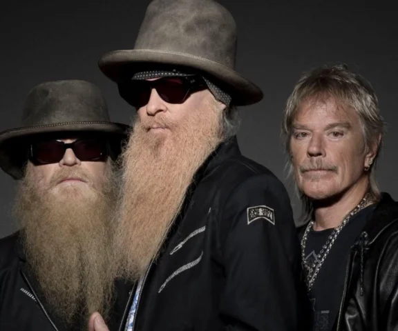 Poważne problemy zdrowotne w ZZ Top! Perkusista Frank Beard musiał wycofać się z trasy 