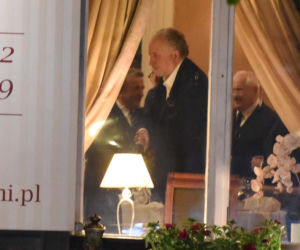 Trybunał pije za demokrację