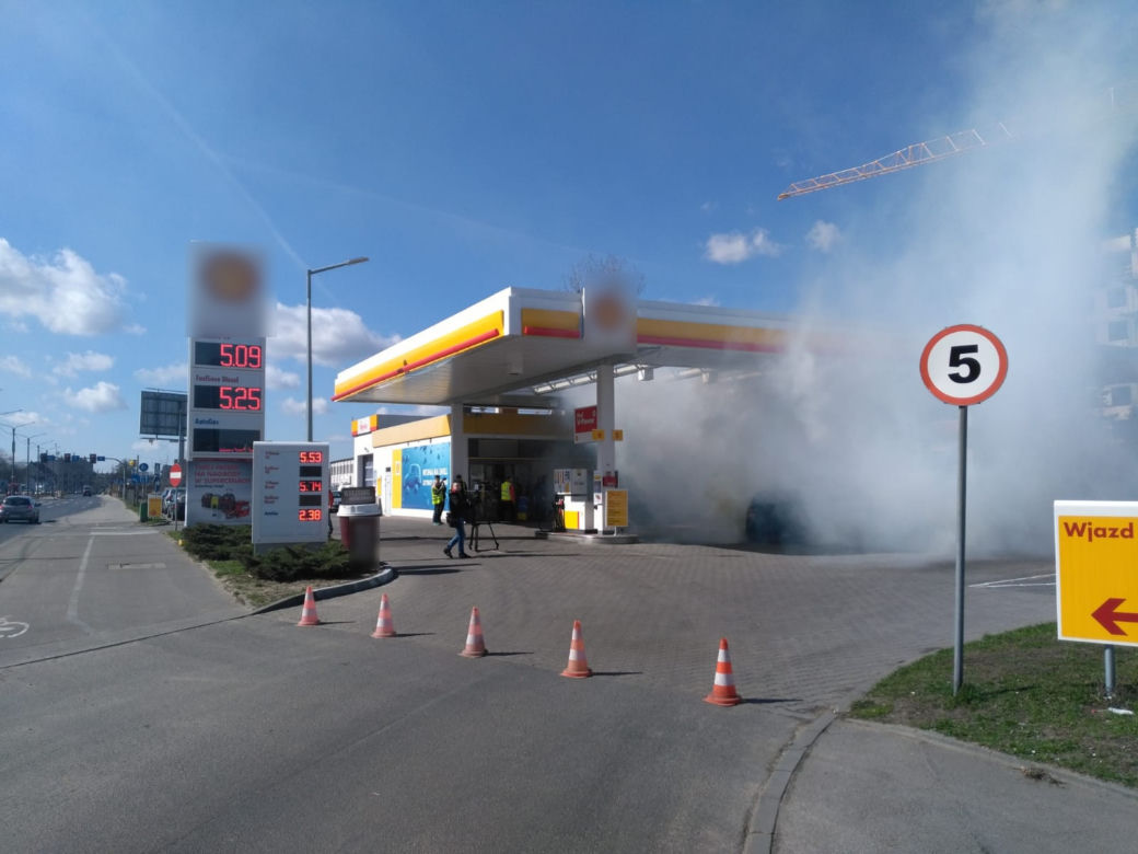 Wyciek benzyny i pożar na stacji w Toruniu