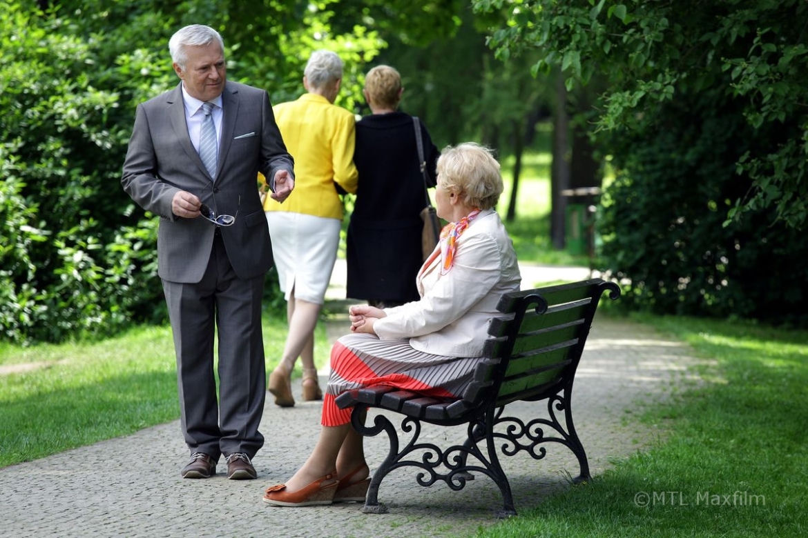M jak miłość odc. 1009. Barbara (Teresa Lipowska), Stanisław (Włodzimierz Matuszak)