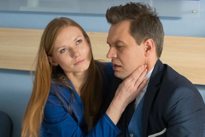 Na dobre i na złe odc. 585. Wiktoria (Katarzyna Dąbrowska), Andrzej Falkowicz (Michał Żebrowski)