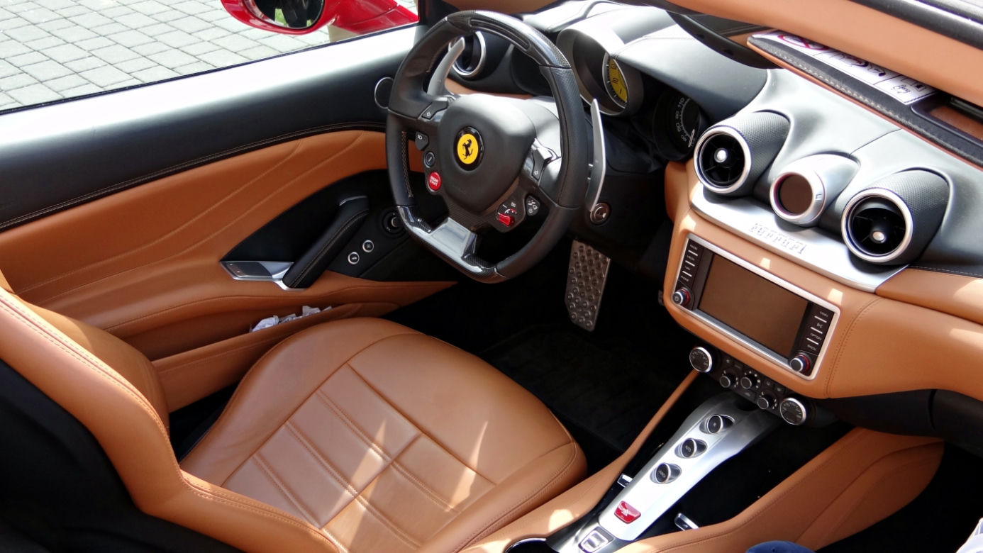 Kawalkada Ferrari przez Polskę 2015