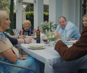M jak miłość, odcinek 1895. Dorota (Iwona Rejzner), Bartek (Arkadiusz Smoleński), Kisielowa (Małgorzata Rożniatowska), Robert Żak (Krzysztof Tyniec), Tadeusz (Bartłomiej Nowosielski), Jagoda (Katarzyna Kołeczek)